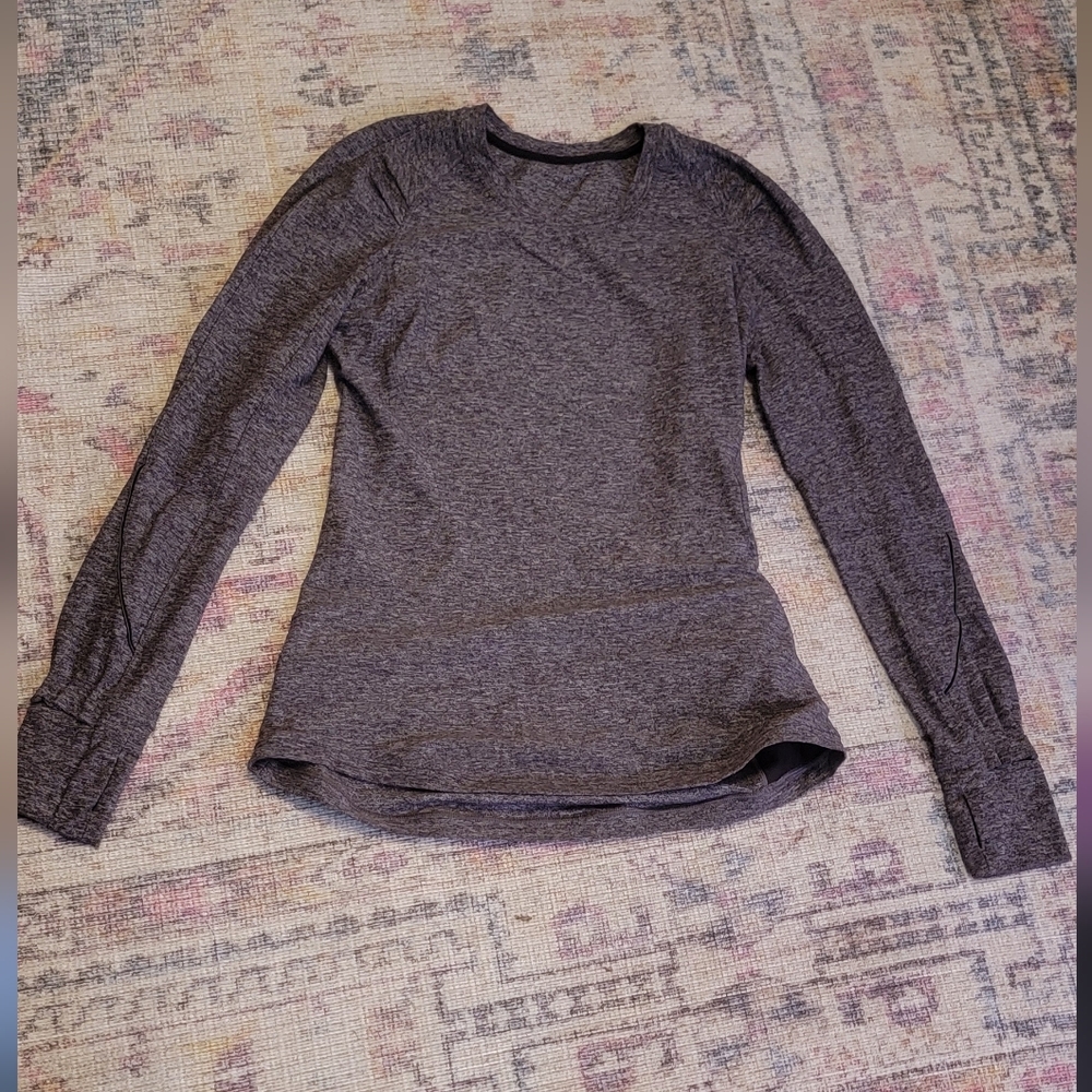 Lululemon Women's Gray Long Sleeve Active Top
